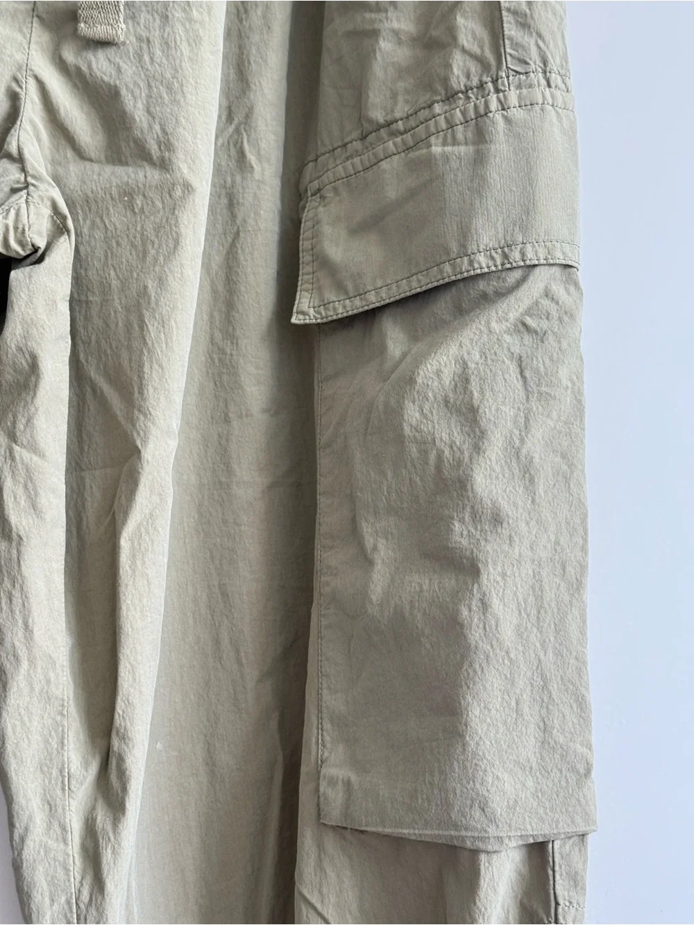 CLOSED Light Olive Men Cargo Parachute Pants Size 34 - Picture 11 of 11